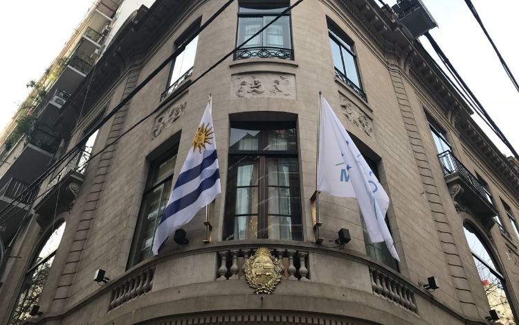 Actividades culturales auspiciadas y promovidas por la Embajada de la República Oriental del Uruguay en Argentina.