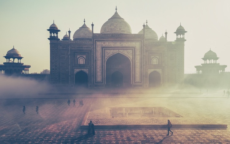 La historia del Taj Mahal, una maravilla del siglo XVII, construida por el emperador Shah Jahan para su amada.