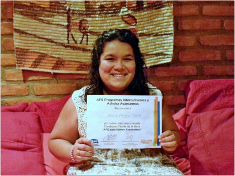 Rocío, una joven transformando el mundo a fuerza de educación