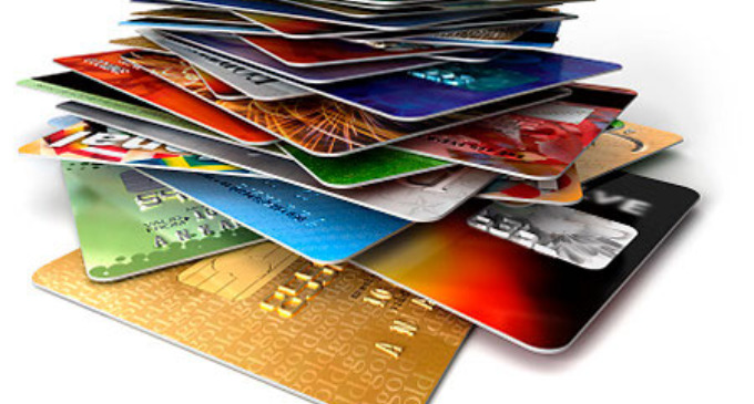 Tips para sacarse de encima la deuda con la tarjeta