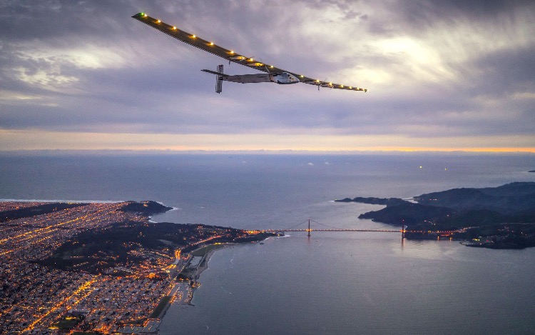 El primer avión solar en dar la vuelta al mundo