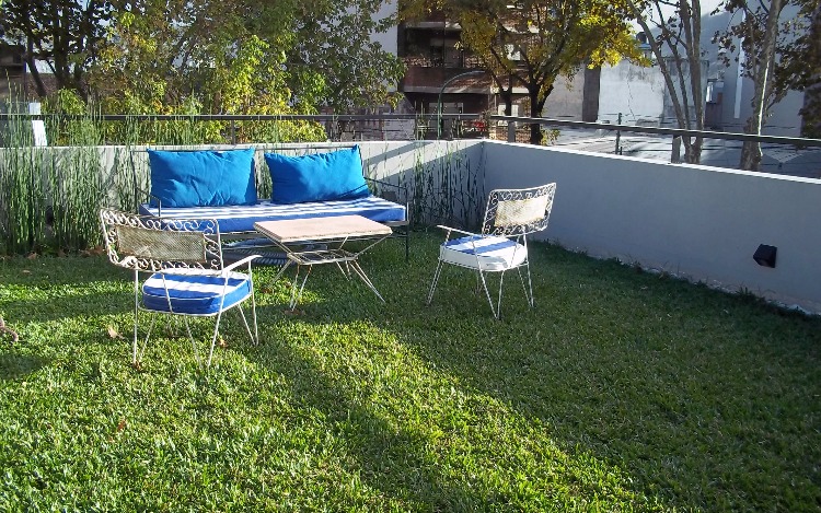Eco Cubiertas vuelca su experiencia internacional con sus terrazas ajardinadas 100% transitables y ecológicas