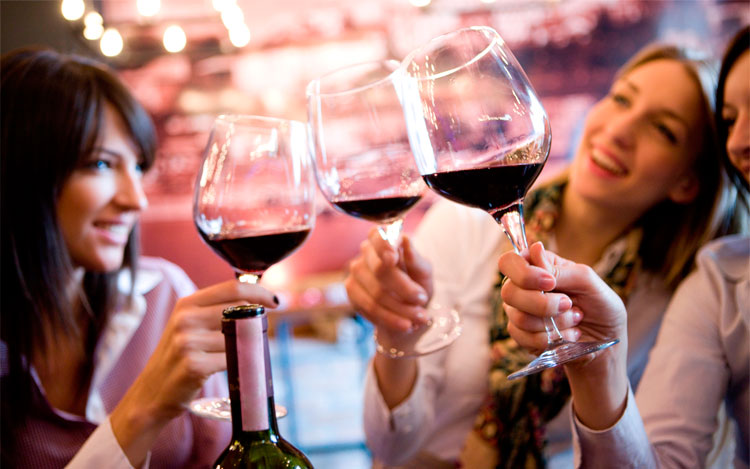 Consumidores de vinos, en busca de nuevas experiencias