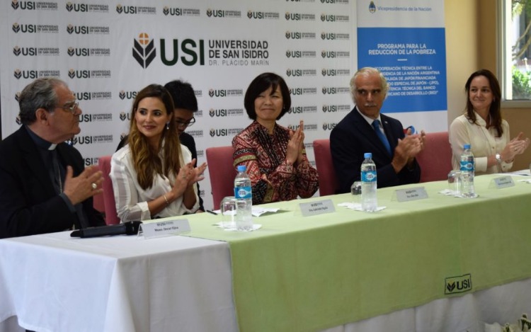 La Universidad de San Isidro recibió la visita de la Primera Dama del Japón