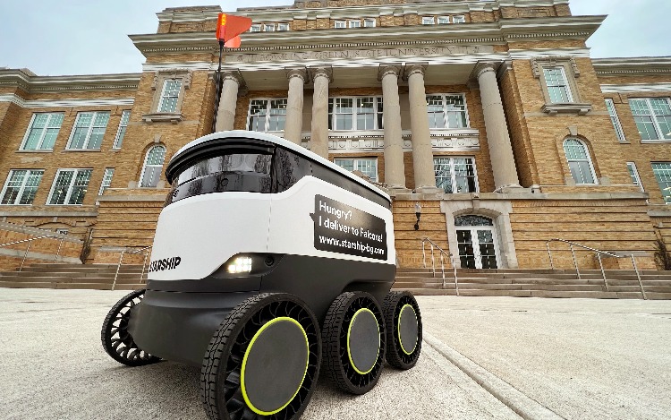 Goodyear desarrolló un neumático sin aire para robots autónomos