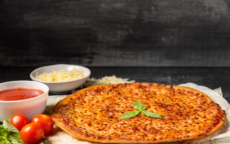Una receta paso a paso para una pizza deliciosa y saludable.