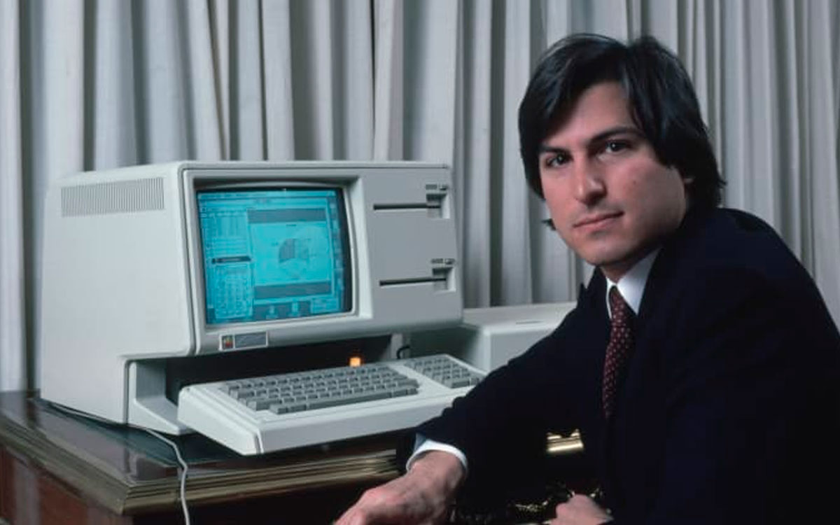 ¿Cómo lo supo? La increíble predicción de Steve Jobs sobre los chatbots y la inteligencia artificial