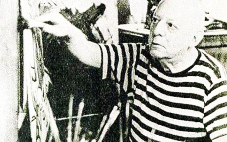 También te puede interesar esta nota... Benjamín Solari Parravicini, profecías develadas