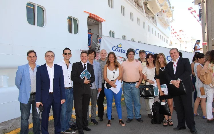 También te puede interesar esta nota... Costa Cruceros inaugura la temporada austral con su "crucero de la música", el Costa Pacifica