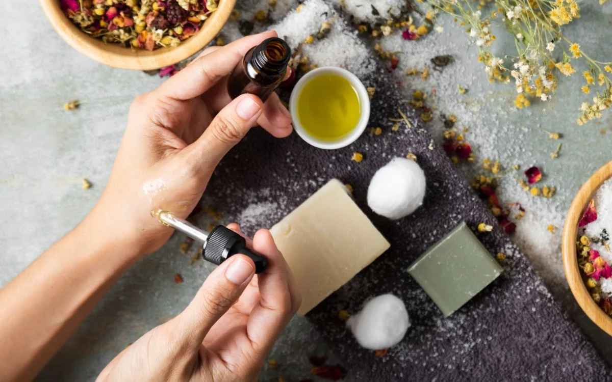 También te puede interesar esta nota... Ni velas ni inciensos… este perfume casero transforma la energía de tu hogar en Año Nuevo