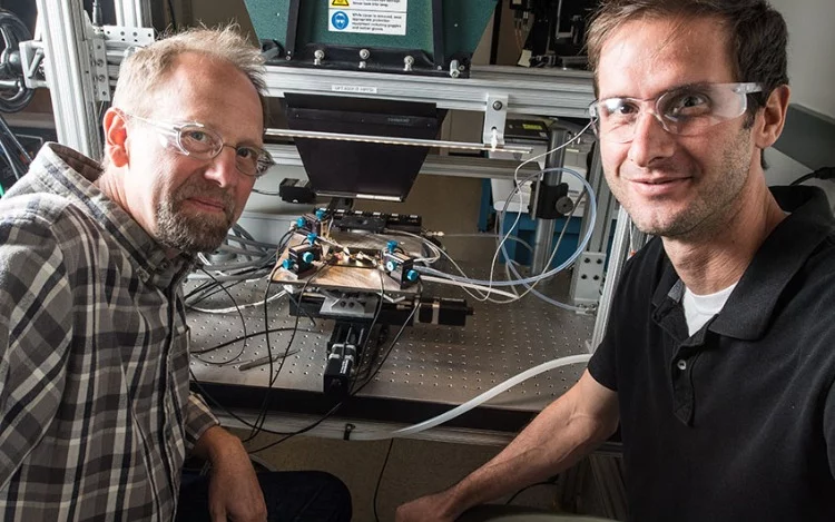 También te puede interesar esta nota... Una nueva celda solar obtiene dos récords mundiales por su alta eficiencia